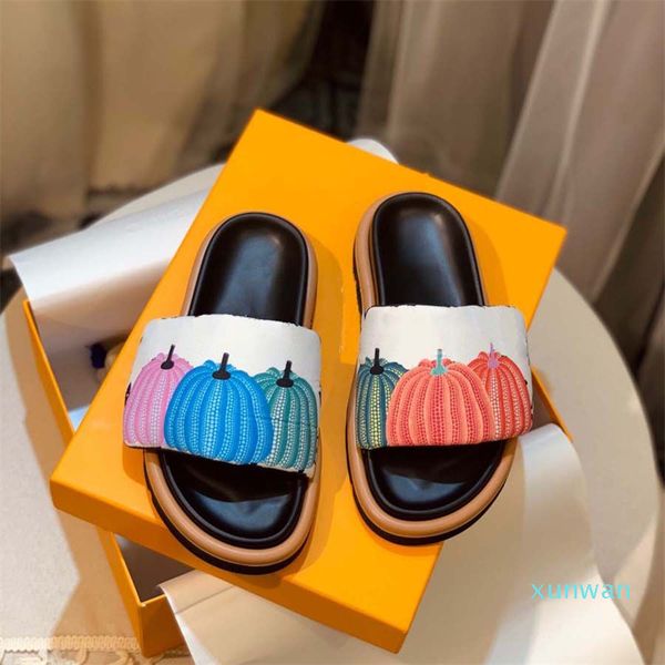 Tasarımcı 2023 Çiftler Ördek Ayakkabı Sandalet Slaytları Terlik Tasarımcı Kadınlar Ortak Adı Eğitmen Çift Modeller Ayçiçeği