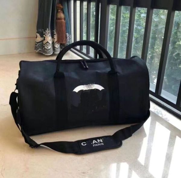 Crossbody Handbags Travelling GYM Bag Duffle bag Classic Designers Wallets Shoulder Bags Fashion Luxurys Womens Men Lady Totes Purse Backpack Messenger 2colour