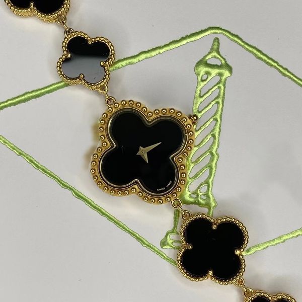 Orologio da polso Alhambra 5A Movimento al quarzo prodotto da orologio da donna cinturino diametro 27mm placcato oro 18 carati realizzato con pietre preziose naturali