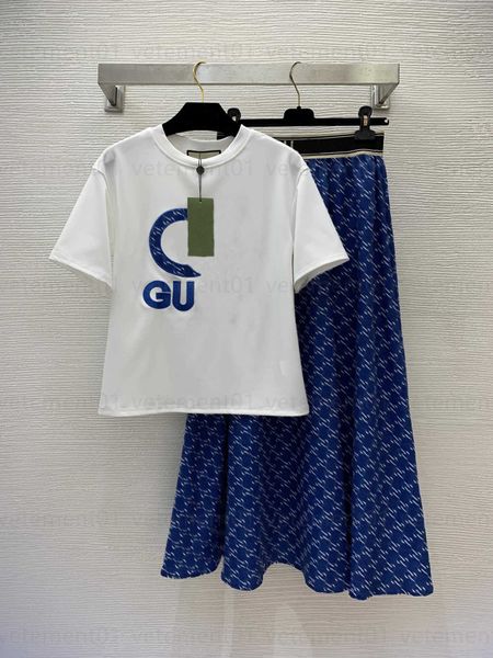 Camiseta de verão conjunto de duas peças vestido chinês terno logotipo bordado camisetas de manga curta antigo estampado de flores elástico cintura alta meia saia longa conjuntos de agasalho de grife