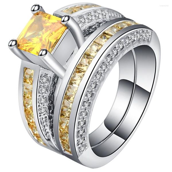 Fedi nuziali 2023 Fashion Yellow Stone Alta qualità Nichel Free Antiallergico Gioielleria raffinata Micro pavimentato Zircon bianco Set per le donne