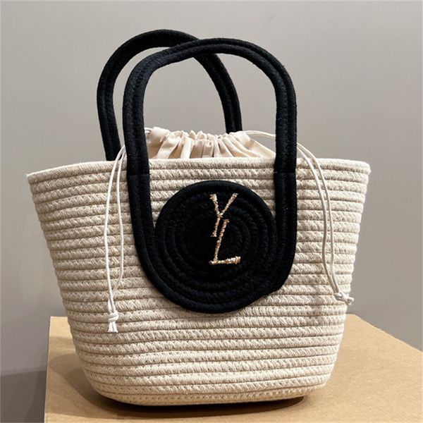 7a designer Beach Bgas Woman Woman Erba Luxuria Cesto vegetale per verdure Borsa di paglia casual Summer Knitting Bull Borse Carina carina borse per la spesa della signora delicata borsa