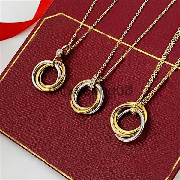 Collane con ciondolo Ciondoli ad anello di moda collana carti serie amore ciondolo cerchio donna uomo catena di corda placcata oro 18 carati iniziale collane con pendente di diamanti gioiello delicato