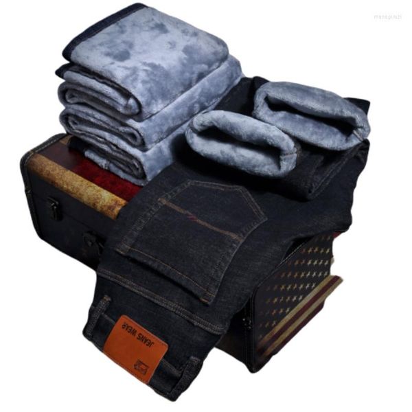 Jeans da uomo Uomo Inverno Caldo pile Denim elasticizzato spesso Pantaloni da bucato di marca di moda maschile di alta qualità