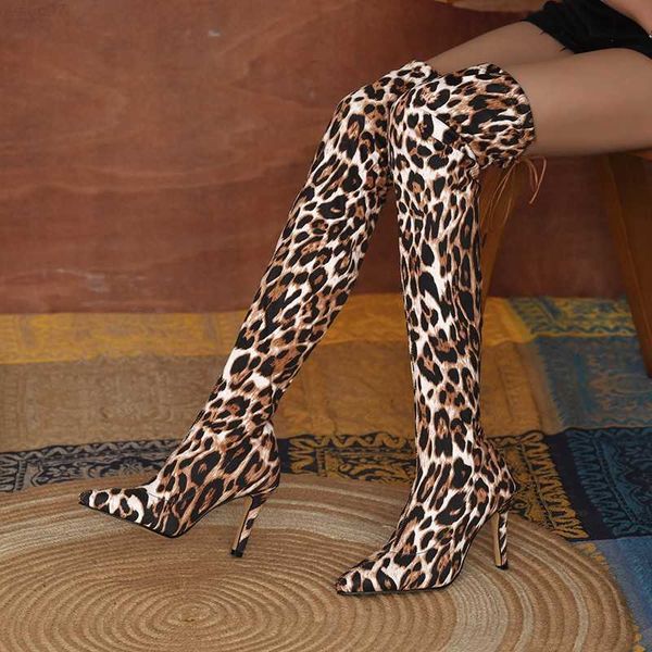 Botas Moda Inverno Plush Over Knee The Knee Boots Feminino Flock Fino Salto Alto Sapatos Plus Size Leopard Tiger Stripe Botas Elásticas L230711