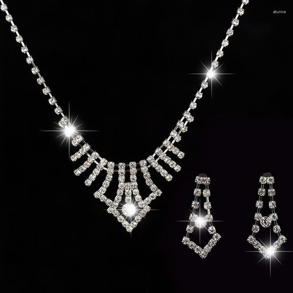 Серьги ожерелья устанавливают модные женщины 2023 Han Edition of Design Высококачественные свадебные свадебные хрустальные украшения подарки #N208