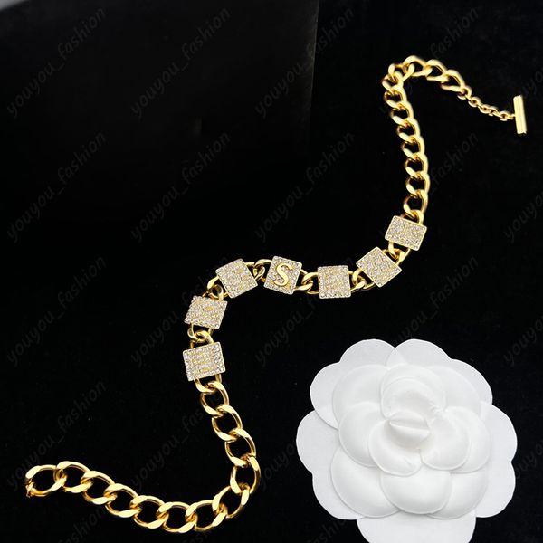 Moda Medusa Pulseiras Colares Letras Brinco Anéis De Ouro Conjuntos De Jóias De Luxo Feminino Cabeça De Diamante Pingente Colar Caixa De Jóias