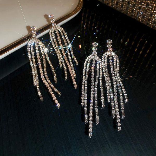 Dangle Küpe Modaya Düzenli Uzun Püskül Damlalar İçin Bijoux Bijoux Koreli Parlak Rhinestone Kristal Küpe Düğünleri Moda Mücevher Hediyeleri