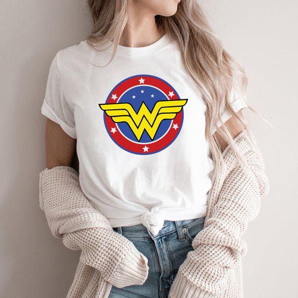 Kadın T-Shirt Wonder Kadın T-Shirt Anneler Günü Hediye Tişört Feminist Gömlek Kız Güç Tshirt Süper Kahraman Mama Tee Wonder Mom Kadınlar Grafik Tee 230711