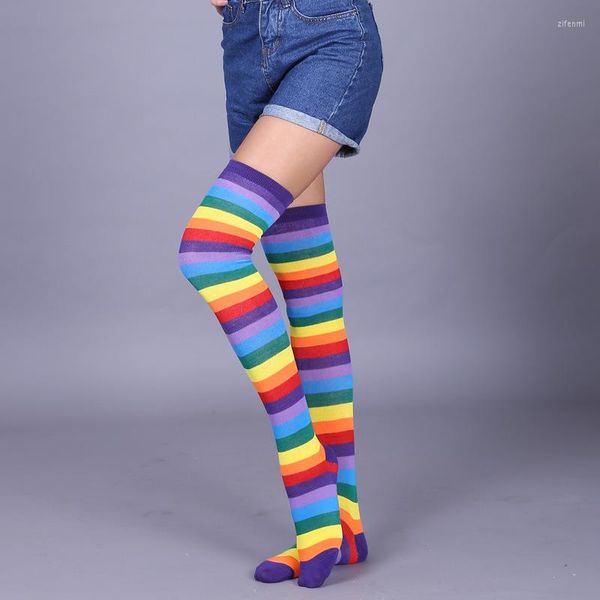 Femmes chaussettes coton bas arc-en-ciel rayure grande taille cuisse haute sur le genou jambes charmantes longue rue Cosplay bas