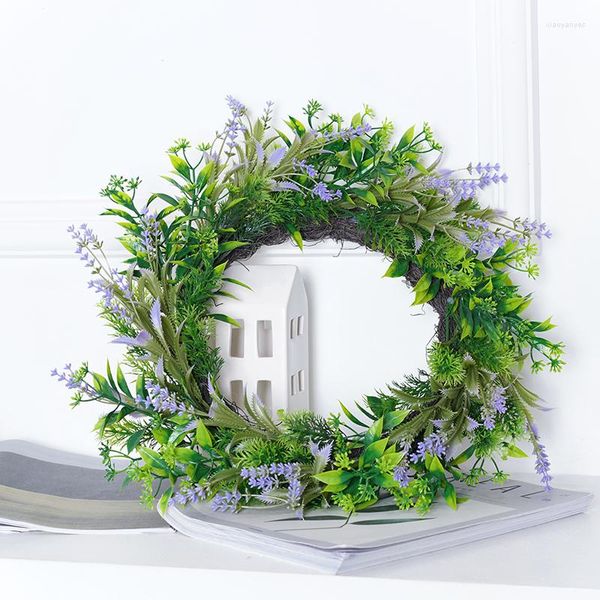 Декоративные цветы 1pc Симуляция ванильная лаванда хризантемная трава листья в круге подходит для фоновой стены гостиной