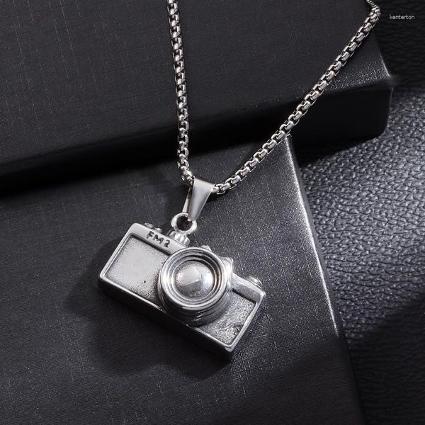 Collane con ciondolo Acciaio inossidabile Retro fotocamera Uomo Donna Punk Delicato Piccola coppia Gioielli Regalo di amicizia