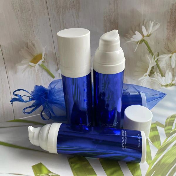 75ml Salute della pelle Siero di difesa quotidiana del potere Cura della pelle Crema per il viso Bottiglia blu da 2,5 once Cosmetici Spedizione gratuita veloce Marchio famoso all'ingrosso Sieri facciali di qualità Hihg