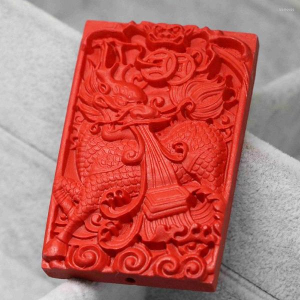 Ciondolo collane Charms sintetico rosso cinabro rettangolo intagliato moda fortunato antico drago gioielli regalo di alta qualità 60 40 9mm B1544