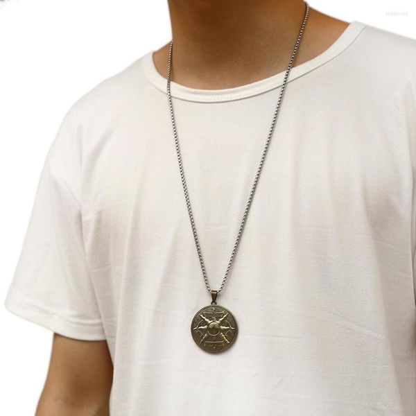 Collane con ciondolo Collana anime vintage Hip-hop occidentale Lega di acciaio inossidabile semplice Gioielli da donna alla moda