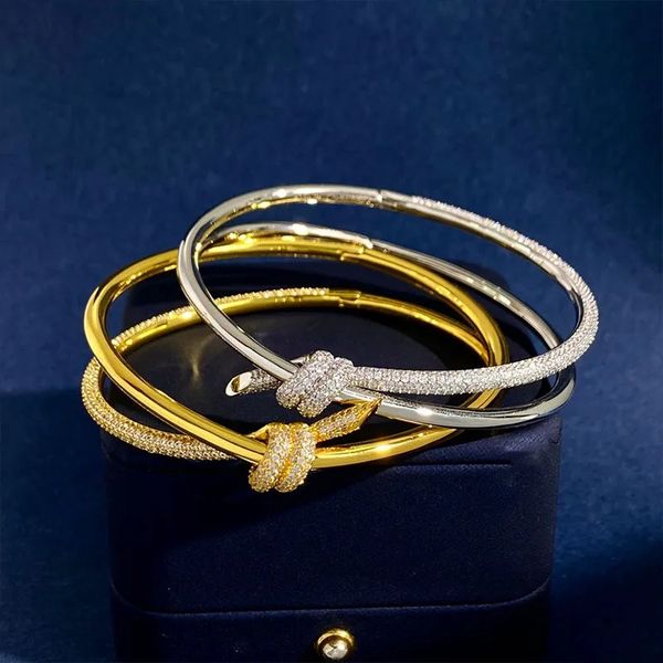 Pulseira de designer de pulseira de ouro feminina, banhada a ouro, corrente de mão, pulseira de casal lisa, moda feminina, joias de luxo, joias para o dia dos namorados