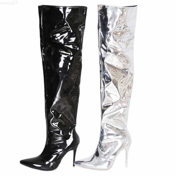 Сапоги сексуальные серебряные зеркало бедра высокие ботинки Женщины T показывают заостренные клубные туфли в клубные туфли тонкие высокие каблуки на колене для длинных ботинок для женщин L230711