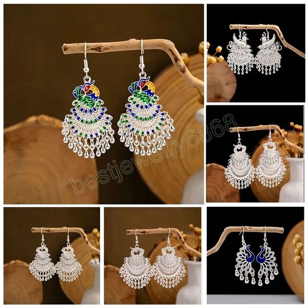 Orecchini di pavone per le donne New Ethnic Silver Color Indian Jhumka Orecchini Pendientes Boho Bell Nappa Vintage Brincos Jewelry