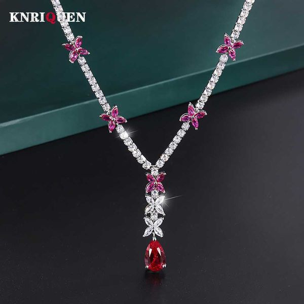 Kolye Kolyeler Pırıl Pırıl 9*14mm Ruby Taş Kolye Kolye Kadınlar İçin Lüks Yüksek Karbonlu Elmas Kokteyl Partisi Güzel Takı Hediyesi HKD230712