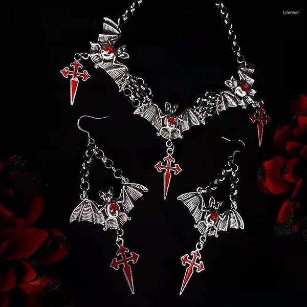 Anhänger Halsketten Halloween Dark Gothic Red Droplet Fledermaus Ohrringe Halskette Schmuck Set Übertriebene Kreuz Mode 2023