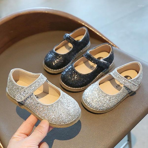 Düz ayakkabılar 2023 bahar kızlar prenses gümüş bling mary janes platformu çocuklar için siyah elbise bebek çocukları sonbahar