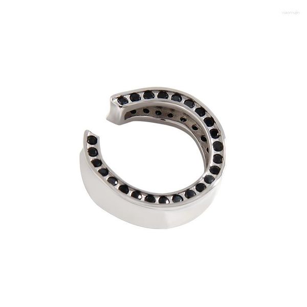 Cluster-Ringe Cooles Nischendesign mit minimalistischem Mikro-Inlay aus unregelmäßig konkavem Zirkonia-Ring aus 925er-Sterlingsilber