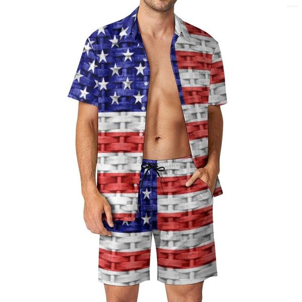 Мужские спортивные костюмы American USA Flag Beachwear Мужчины устанавливают звезды печатные повседневные рубашки набор летние графические шорты 2 часа модный костюм плюс размер 2xl