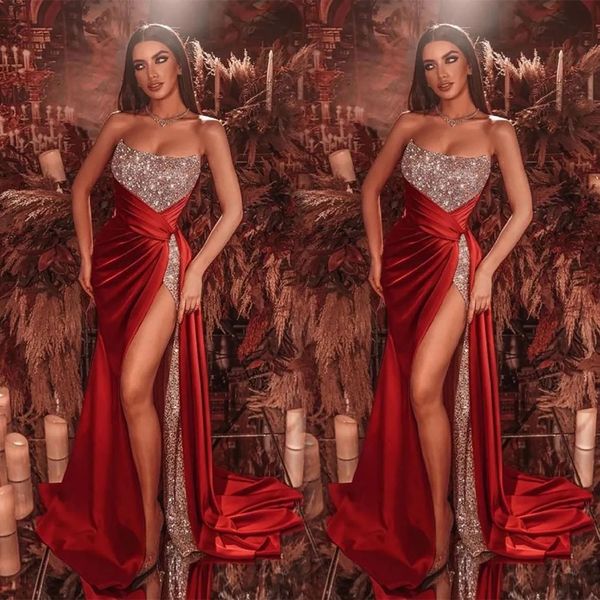 Vestidos de noite sereia sexy com lantejoulas prateadas com saia vermelha árabe Dubai estilosa namorada alta divisão longa vestidos de baile de festa feminino vestidos formais