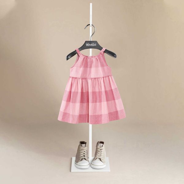 Abiti da ragazza Estate di qualità Toddler Baby Girl Dress Bretelle senza maniche Dress Plaid Design Traspirante Bambini Abiti in cotone AbbigliamentoHKD230712