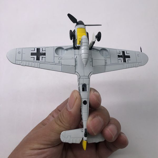 Aereo Modle 1 72 Diecast BF109F-4 Aereo da caccia Jet Fighter Modello con 230711