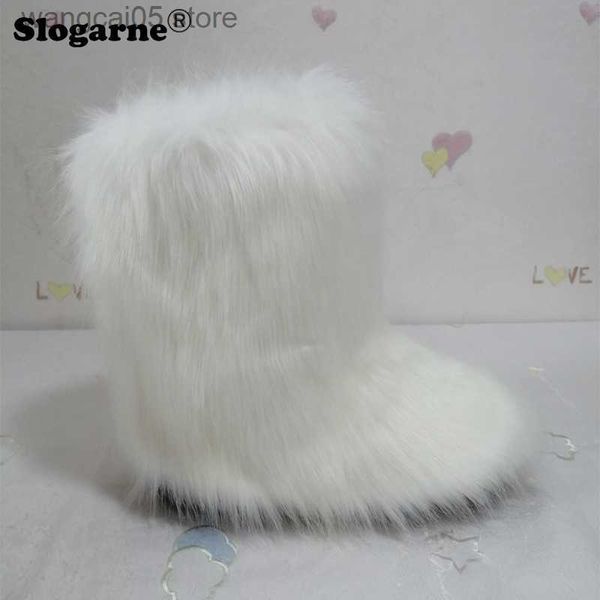 Stivali Stivali da neve da donna Stivali in pelliccia sintetica all'aperto Pelliccia soffice Ragazze 'Bottiglie di peluche pelose di lusso Caldo a metà polpaccio Moda Scarpe invernali di grandi dimensioni T230712