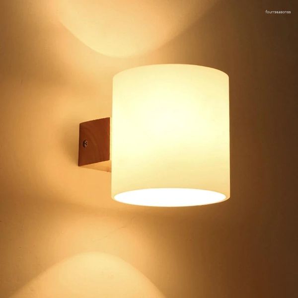 Lampada da parete moderna a led in legno nordico in vetro smerigliato con luci in legno Sconce Corridoio Aisel El Camera da letto Corridoio Lampade per decorazioni per la casa