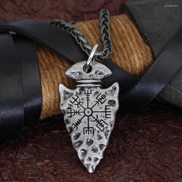 Ketten Verkauf Vintage Ethnische Viking Kompass Halskette Männer Retro Zinklegierung Pfeil Anhänger Für Schmuck Geschenk Ihn