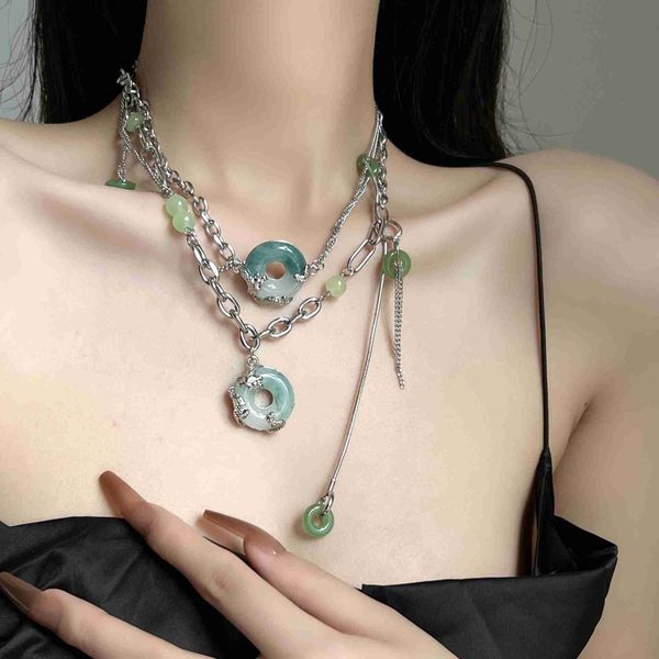 Halsketten mit Anhänger im chinesischen Stil, simulierte Jade, Sicherheitsschnalle, Anhänger-Halskette, neu eingetroffen, kreativer Kreis, Glückshalsband, einzigartiger Schmuck für Frauen HKD230712