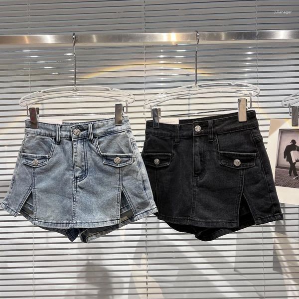 Calça jeans feminina J MENINAS 2023 Chegadas do verão Shorts jeans com botão de strass Saia feminina Short Streetwear GF465