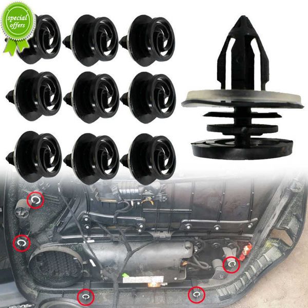 10pcs araba kapı kaplama paneli perçinleri klipsler araba iç kapı kartı tampon yan etekler montaj tutucu tutucu klips Audi A3 8P A4 b6 b7