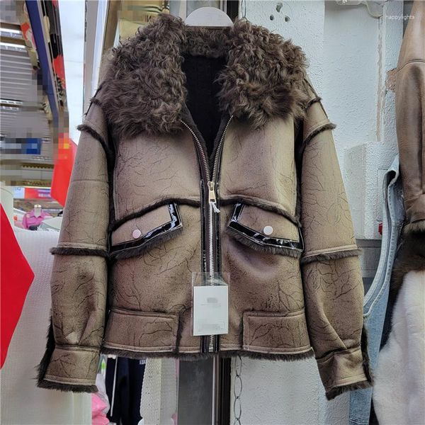 Jaquetas femininas inverno 2023 casaco de pele integrado motocicleta moda estilo curto costura ovelha gola de cabelo encaracolado
