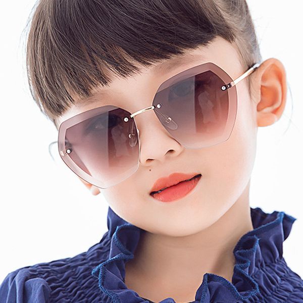 Neue Mode Sonnenbrillen für Kinder Punk Oversize unregelmäßigen Rahmenlose Polygon UV400 Gläser Kinder Oculos De Sol Masculino