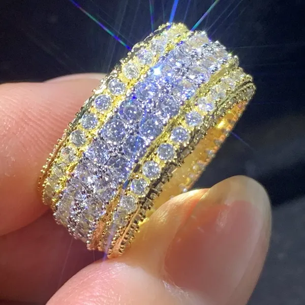 2023 Mais Vendidos Anéis de Casamento Joias de Luxo Prata Esterlina 925 Corte Redondo Completo Topázio Branco CZ Diamante Pedras Preciosas Festa Feminina Feminina Banda de Noivado Anel Presente