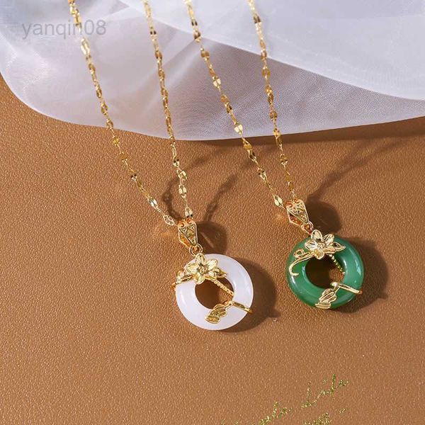 Colares com Pingente Banhado a Ouro Real 18K Colar de Jade com Flor de Aço Inoxidável Cadeia de Lábios Redonda Natural Jade Ágata Colar com Pingente da Sorte HKD230712