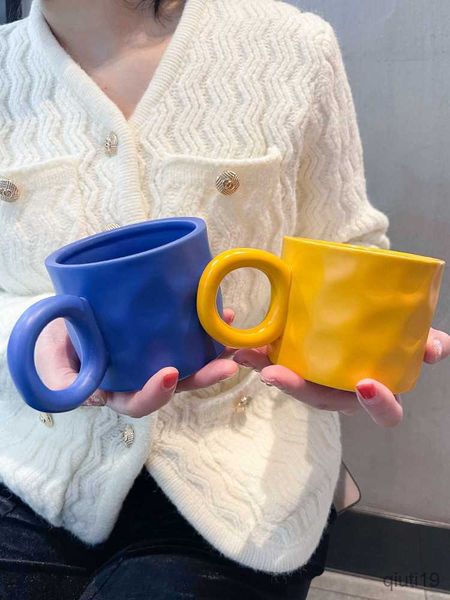 Кружки Klein Blue Mug Big Ear Ceramic Cup Office Coffee Cufe Cufe Cufe Design Creative Splash Cup Cup Cup R230713