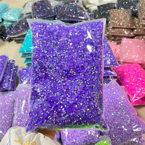 50000Pieces/Torba 4mm Düz Arka Ab Kristal Tırnak Sanatı Rhinestones Tırnak Sanatı Süslemeleri, Giysiler ve Zanaat İçin Yuvarlak Kristal Taşlar Çıkartmaları