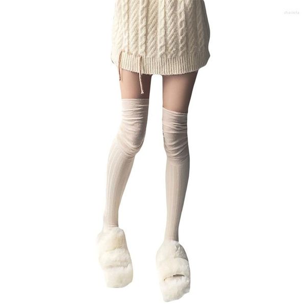 Kadın Çoraplar Xingqing Diz Yüksek Uzun Önyükleme Çorapları için Yüksek Renk Stripty Stocking uyluk