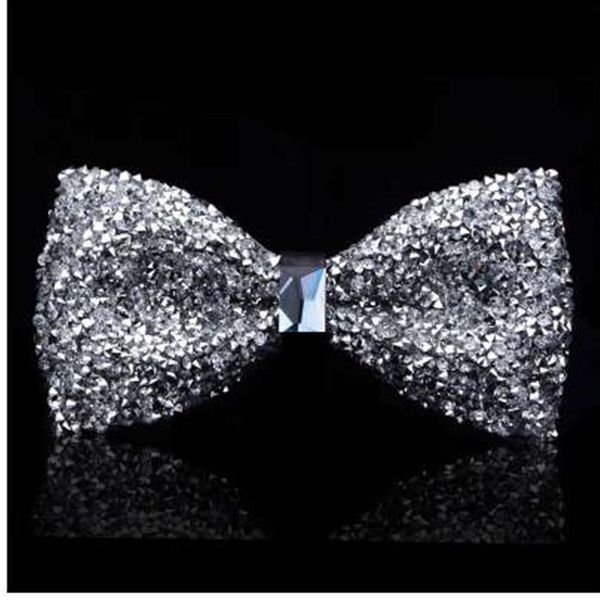 Yeni Bow Tie Crystal Bling Butterfly Düğümü Erkekler için Düğün Ziyafetleri Bayram Kulübü Parti Bride Damat Shinning257n