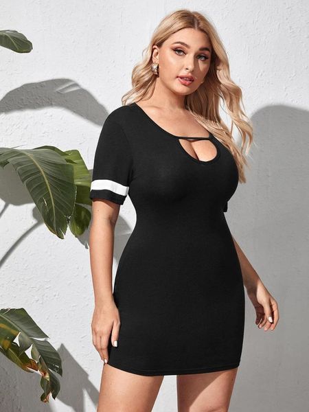 Vestidos plus size sexy verão com recorte frontal minivestido feminino preto manga curta bainha casual roupas grandes 5XL 6XL