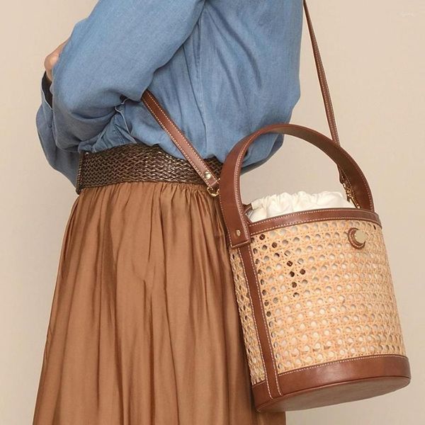 Borse da sera 2023 Borsa a secchiello in rattan estivo per le donne Borsa a tracolla in pelle PU di lusso di design di marca Borsa a tracolla in pelle da spiaggia femminile Bohemia Wicker