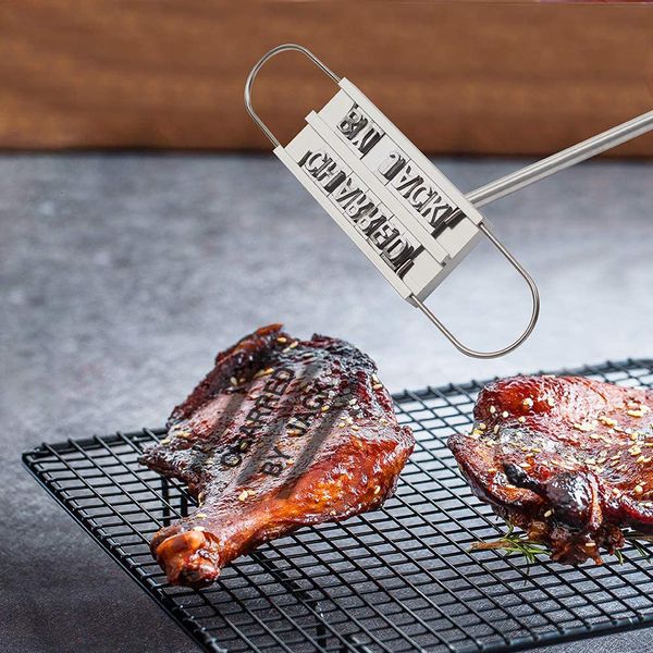 Accessori per utensili per barbecue BBQ Meat Branding iron Tong 55 lettere Barbecue fai-da-te Lettera Stampata Bistecca Carne Barbecue Firma Nome Marcatura Timbro Strumento 230712