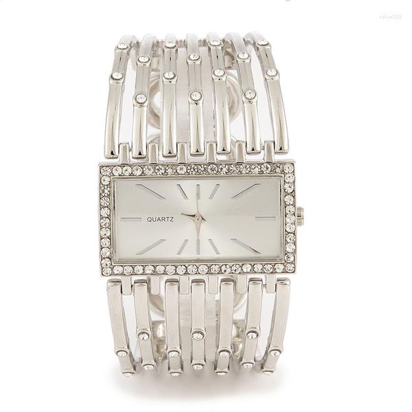 Orologi da polso 2023 Orologi da polso di lusso di moda per le donne Elegante bracciale in argento dorato da donna Cinturino in cristallo Orologio da donna Rolej Mujer