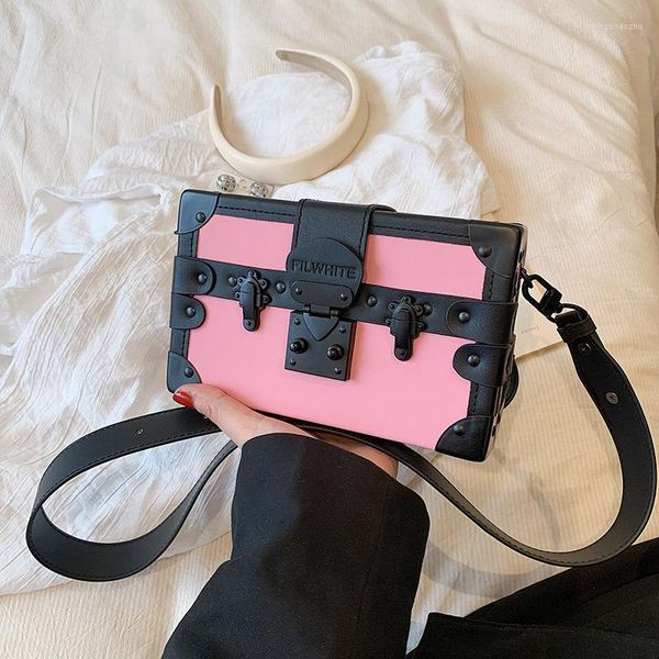 Abendtaschen Kleines Quadrat für Frauen 2023 Leder Mode Umhängetasche Frau Niet Brief Hohe Qualität Box Crossbody Kostenloser Versand