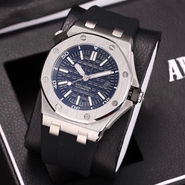 17 Style Fashion Herrenuhr 42mm 15710 Edelstahl Kautschukband Uhrwerk Automatikuhren Armbanduhren No Box